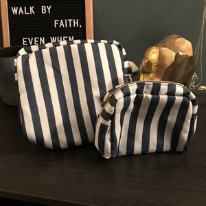 Travel toiletry bags